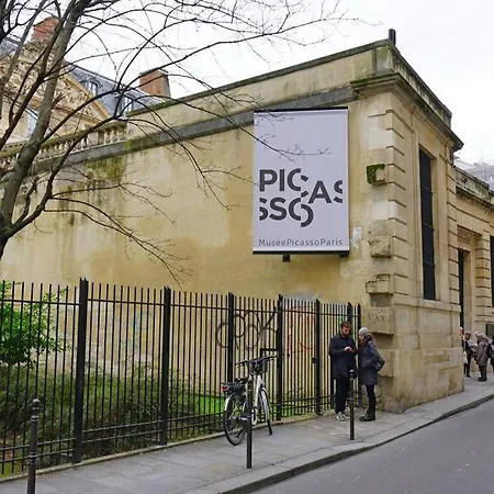Branded New And Comfy Studio - Heart Of Paris 3-3